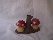 Load image into Gallery viewer, Vintage Polka Dot Mushroom Shakers

